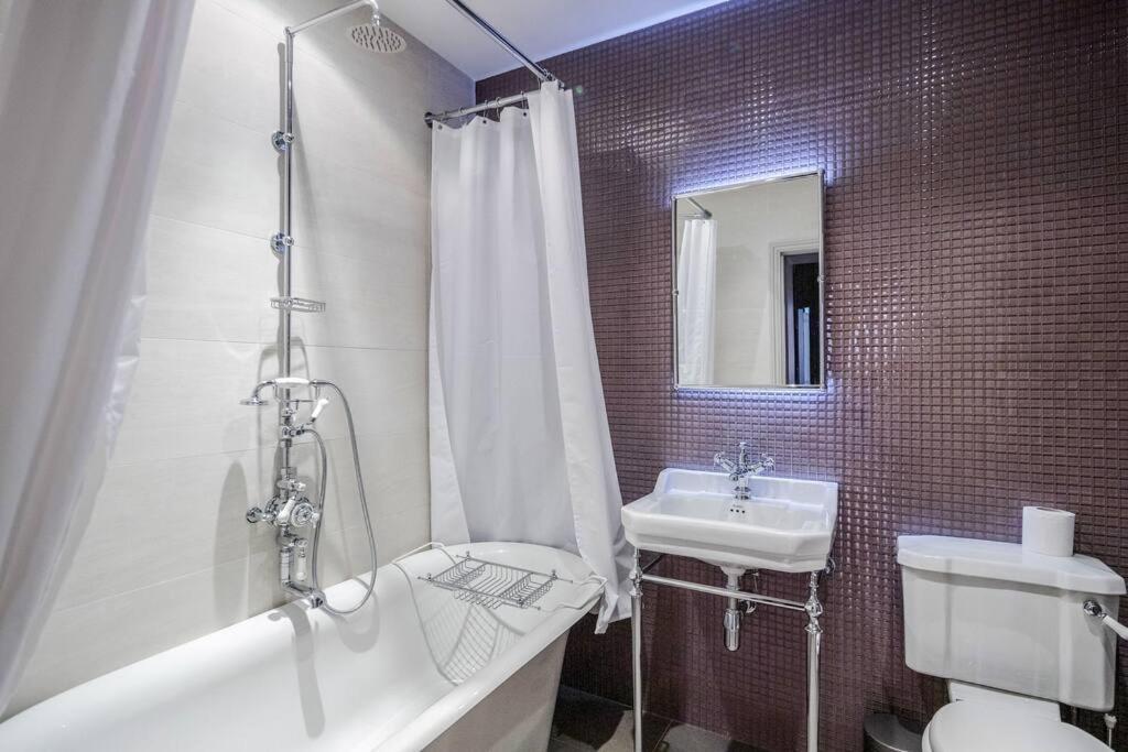 Apartment Big 2bed 2bath Mayfair,regent Street *